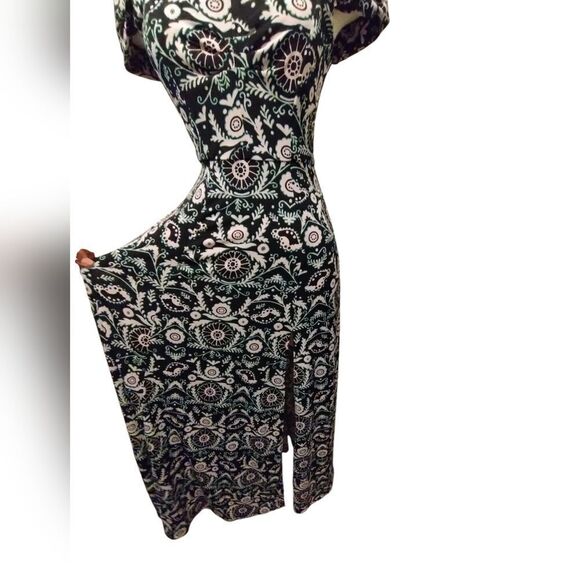 Eva Mendes For New York & Company - Picture 2 of 5